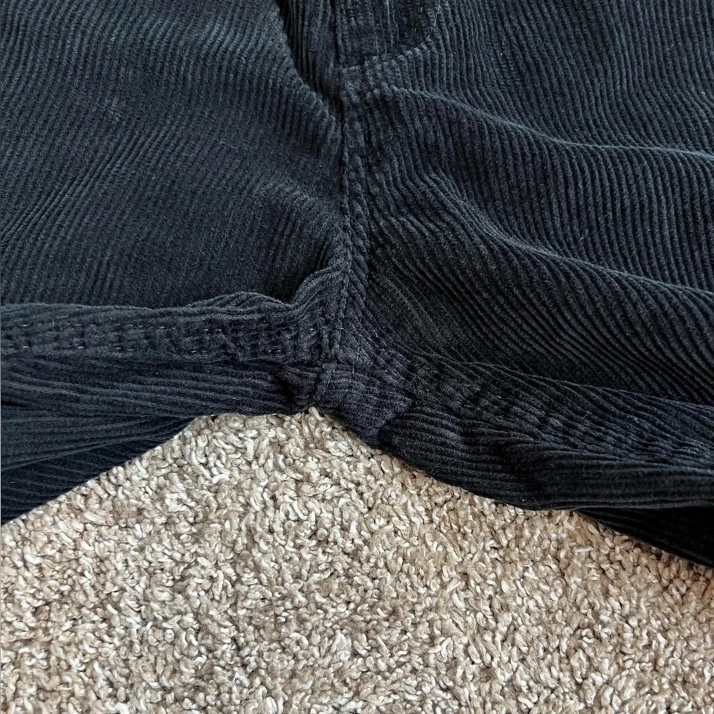 BDG Black Corduroy Mom High Rise Pants 27 Tapered Legs Urban Outfitters Dark